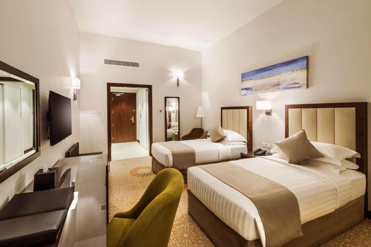 Best Western Plus Al Qurayyat City Center Екстер'єр фото