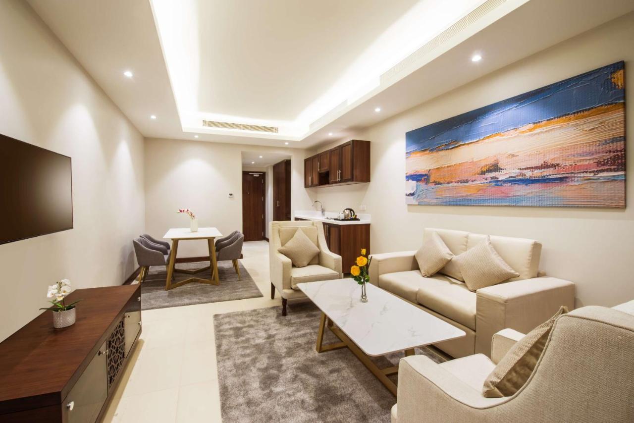 Best Western Plus Al Qurayyat City Center Екстер'єр фото