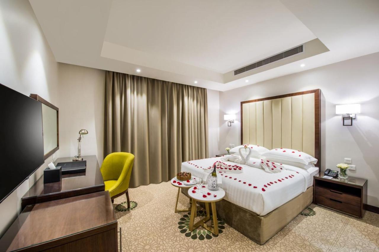Best Western Plus Al Qurayyat City Center Екстер'єр фото
