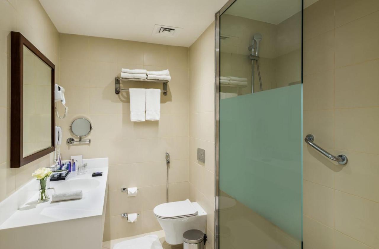 Best Western Plus Al Qurayyat City Center Екстер'єр фото