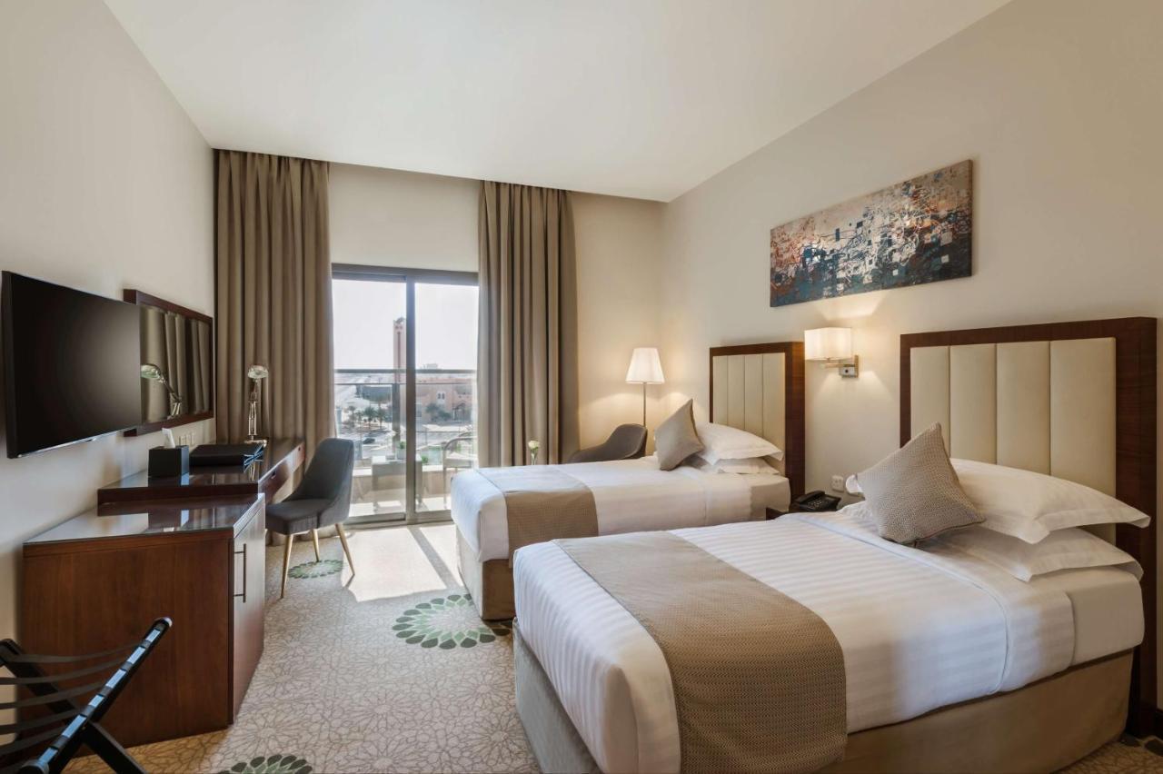 Best Western Plus Al Qurayyat City Center Екстер'єр фото