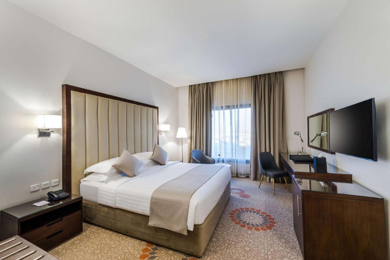 Best Western Plus Al Qurayyat City Center Екстер'єр фото