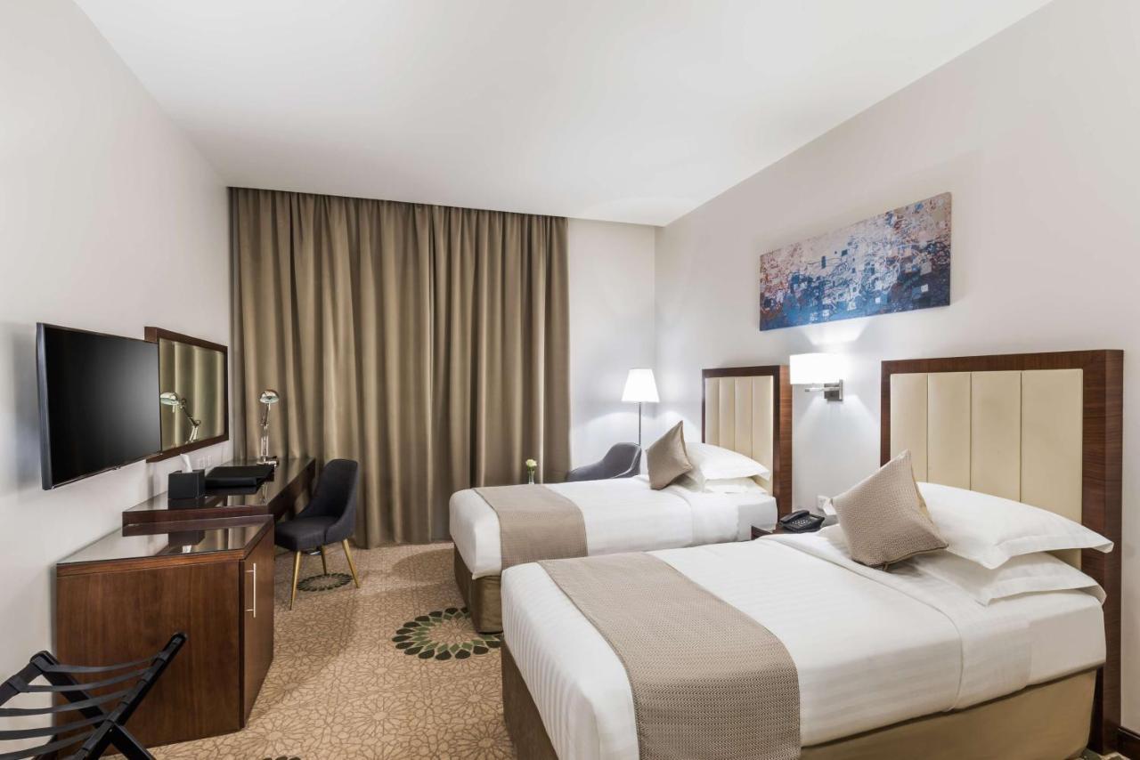 Best Western Plus Al Qurayyat City Center Екстер'єр фото
