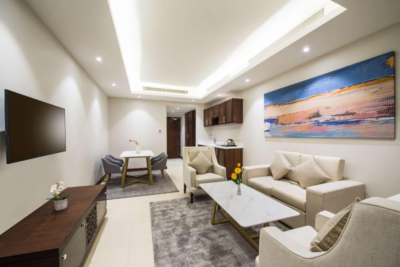 Best Western Plus Al Qurayyat City Center Екстер'єр фото