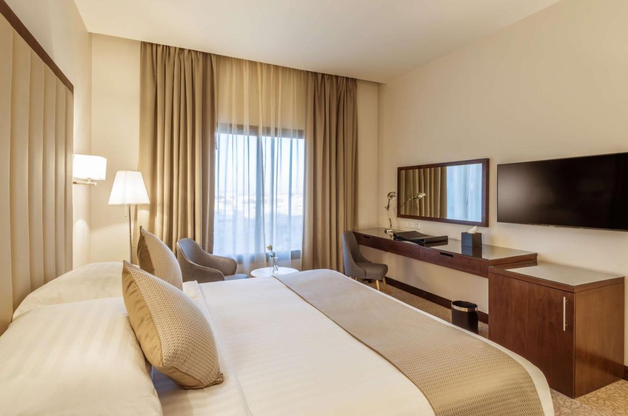 Best Western Plus Al Qurayyat City Center Екстер'єр фото