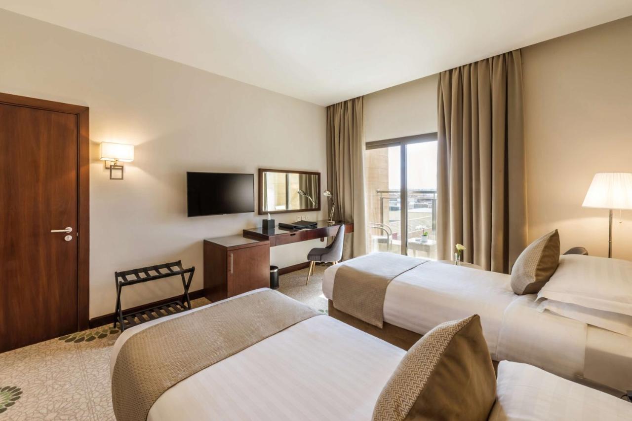 Best Western Plus Al Qurayyat City Center Екстер'єр фото